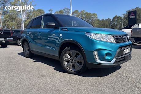 Green 2021 Suzuki Vitara Wagon