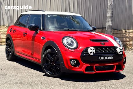 Red 2020 Mini Cooper Hatchback S Paddy Hopkirk Edition 5D Hat