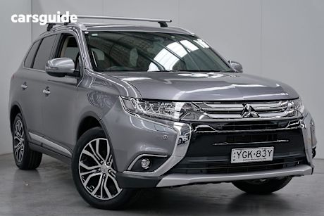 Grey 2016 Mitsubishi Outlander Wagon Exceed (4X4)