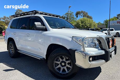 White 2015 Toyota Landcruiser Wagon Gxl (4X4)