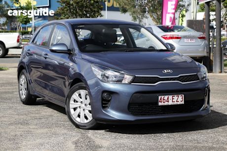 Blue 2020 Kia RIO Hatchback S