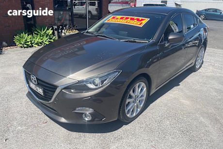 Grey 2013 Mazda 3 Sedan Sp25 Gt