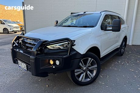 White 2023 Isuzu MU-X Wagon Ls-T (4X4)