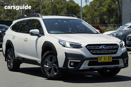 White 2022 Subaru Outback Wagon Awd