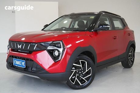 Red 2025 Mahindra Xuv 3Xo Wagon Ax7L