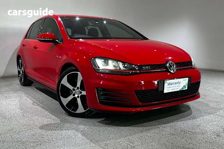 Red 2016 Volkswagen Golf Hatch