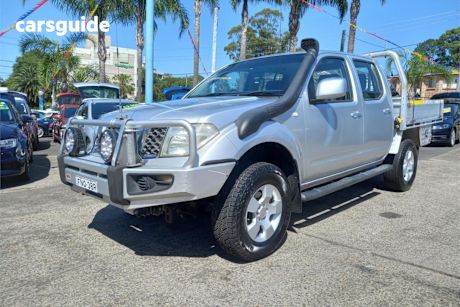 Silver 2010 Nissan Navara Dual Cab Pick-up St (4X4)