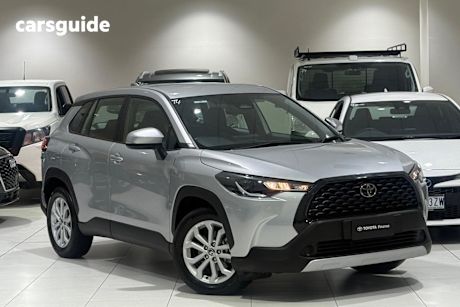 Silver 2024 Toyota COROLLA CROSS PETROL Hatch COROLLA CROSS GX 2.0L PETROL AUTO CVT 5 DOOR HATCH