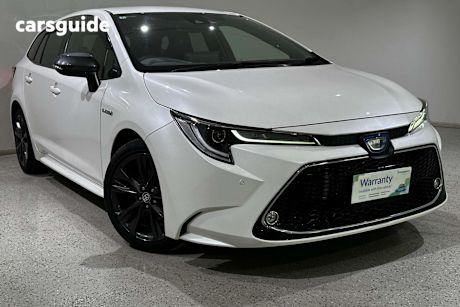 White 2020 Toyota Corolla SUV