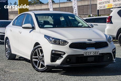White 2018 Kia Cerato Sedan Sport+ Safety Pack