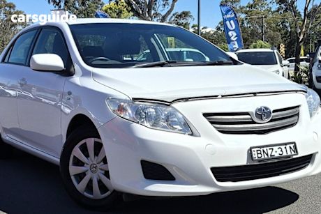 White 2009 Toyota Corolla Sedan Ascent