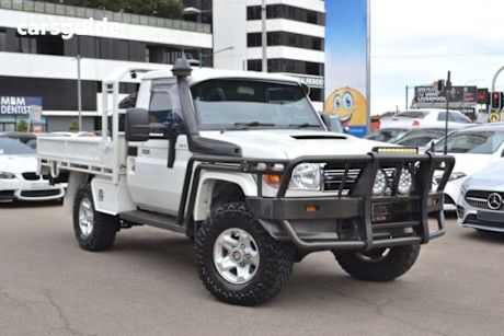 White 2015 Toyota Landcruiser Cab Chassis Gxl (4X4)