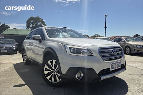 White 2016 Subaru Outback Wagon 2.5I Premium