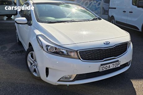 White 2017 Kia Cerato Sedan S