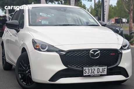 White 2025 Mazda Mazda2 Hatchback G15 Evolve