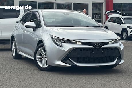 Silver 2021 Toyota Corolla Hatchback Ascent Sport
