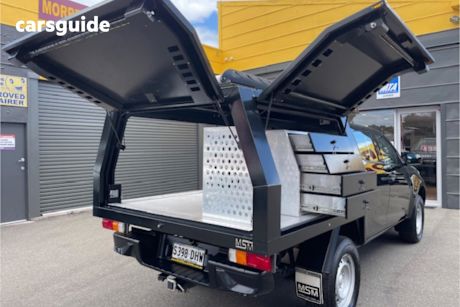 White 2021 Isuzu D-MAX Crew Cab Chassis Sx (4X2)