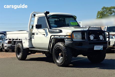 White 2008 Toyota Landcruiser Cab Chassis Workmate (4X4)