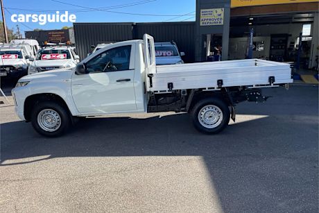 White 2019 Mitsubishi Triton Cab Chassis Glx