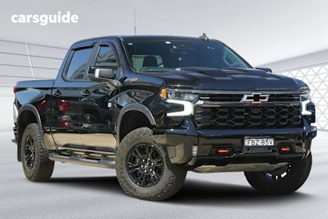 Black 2023 Chevrolet Silverado Crew Cab Pickup 1500 Zr2