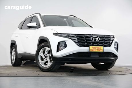 White 2022 Hyundai Tucson Wagon (Fwd)