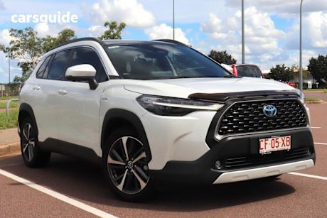 White 2022 Toyota Corolla Cross Wagon Atmos Awd Hybrid