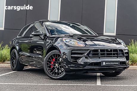 Black 2020 Porsche Macan Wagon Gts