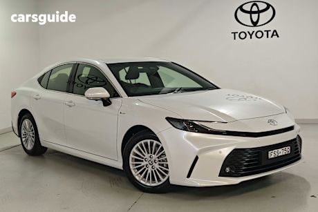 White 2025 Toyota Camry Sedan Ascent Sport Hybrid