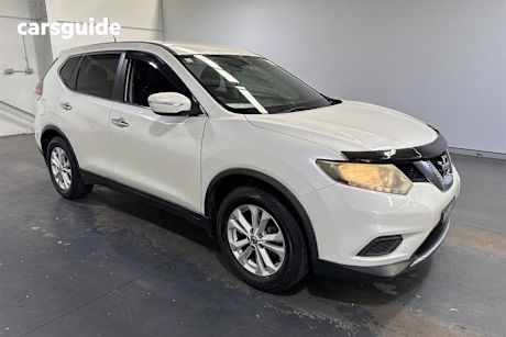 White 2015 Nissan X-Trail Wagon St (4X4)