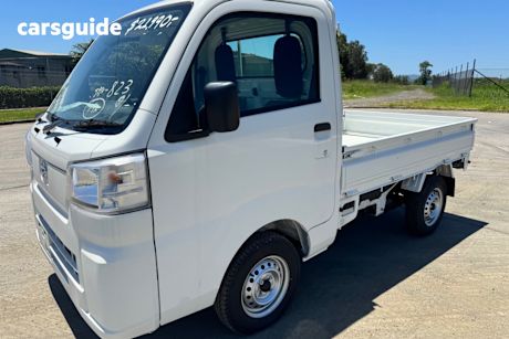 White 2024 Daihatsu HI-JET Ute Tray