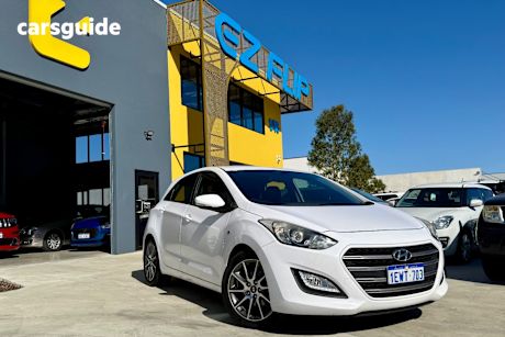 White 2015 Hyundai I30 Hatchback Sr