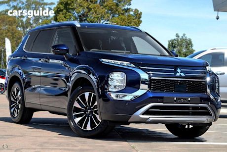 Blue 2025 Mitsubishi Outlander Wagon Ls 7 Seat (2Wd)