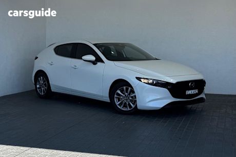 White 2020 Mazda 3 Hatchback G20 Pure