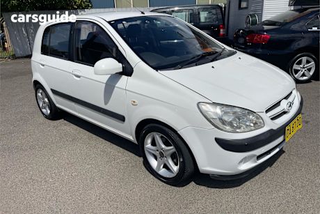 White 2005 Hyundai Getz Hatchback Gl