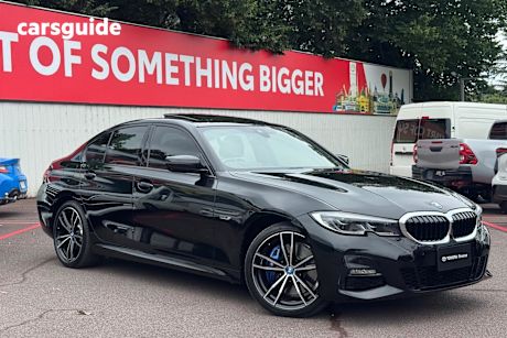 Black 2022 BMW 330E Sedan M Sport Phev