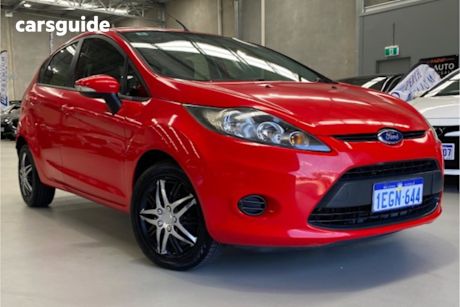 Red 2013 Ford Fiesta Hatchback Cl