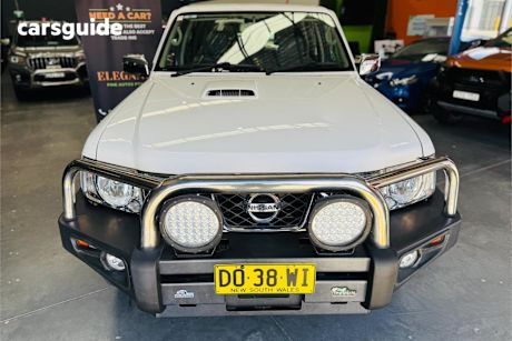 White 2016 Nissan Patrol Wagon St (4X4)