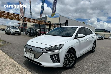 White 2021 Hyundai Ioniq Hatchback Electric Elite