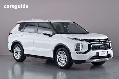 White 2022 Mitsubishi Outlander Wagon Ls 7 Seat (2Wd)