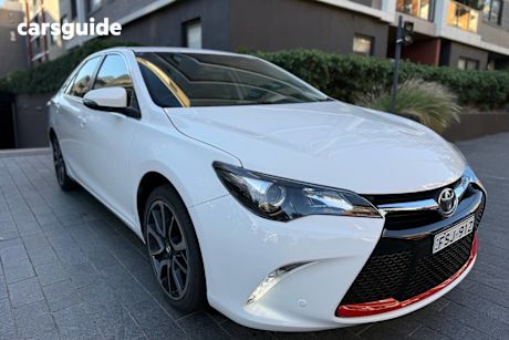 White 2017 Toyota Camry Sedan Atara Sx