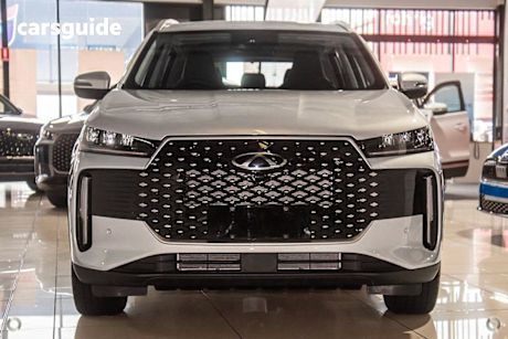 Silver 2025 Chery Tiggo 4 Wagon Ultimate