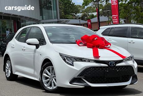 White 2024 Toyota Corolla Hatchback Ascent Sport Hybrid