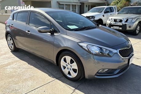 Grey 2015 Kia Cerato Hatchback S