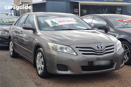 Grey 2009 Toyota Camry Sedan Altise