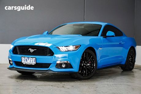 Blue 2017 Ford Mustang Coupe Fastback Gt 5.0 V8