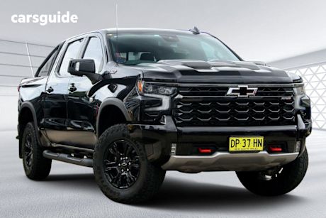 Black 2023 Chevrolet Silverado Crew Cab Pickup 1500 Zr2