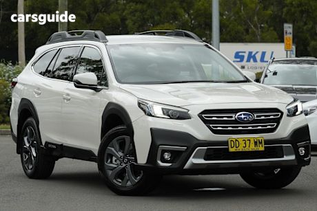 White 2022 Subaru Outback Wagon Awd