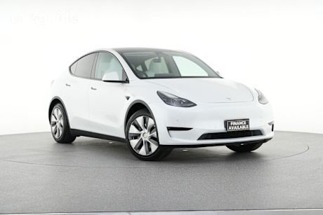 White 2023 Tesla Model Y Wagon Rear-Wheel Drive