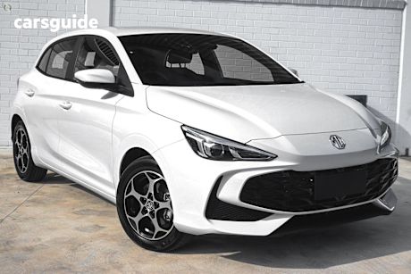 White 2025 MG MG3 Hatchback Excite