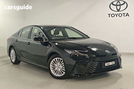 Black 2025 Toyota Camry Sedan Ascent Hybrid